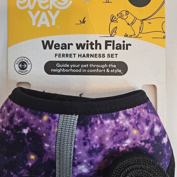 Petco EveryYay Wear With Flair Galaxy-Print Ferret Harness and Leash with Bell - Picture 7 of 17